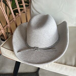 Stylish Gray Cowboy Hat